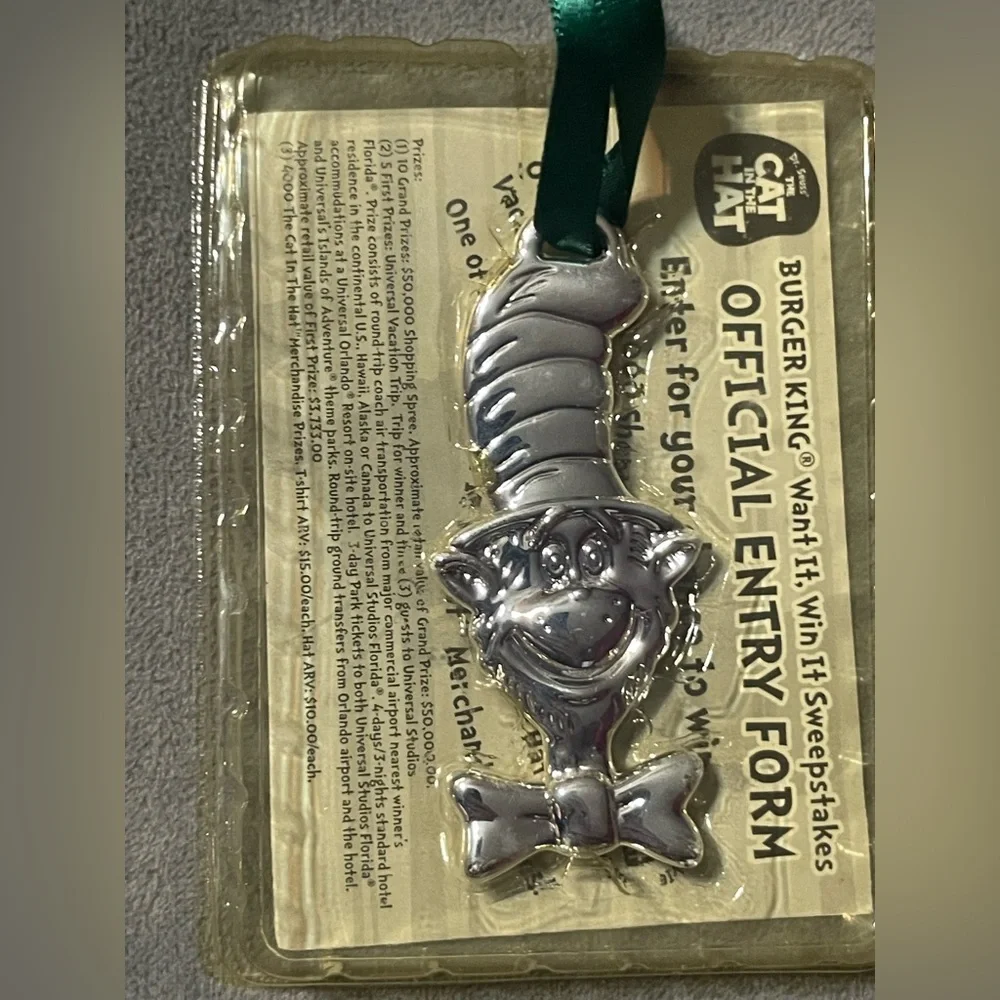 Dr. Seuss Cat in the‎ Hat Silver Plated Classic Cat Ornament 2003 NIB Unused